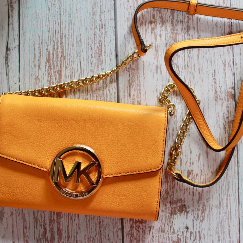 NWT Michael Kors Hudson Large Crossbody Yellow
